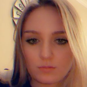 Meet your Posher, Macie